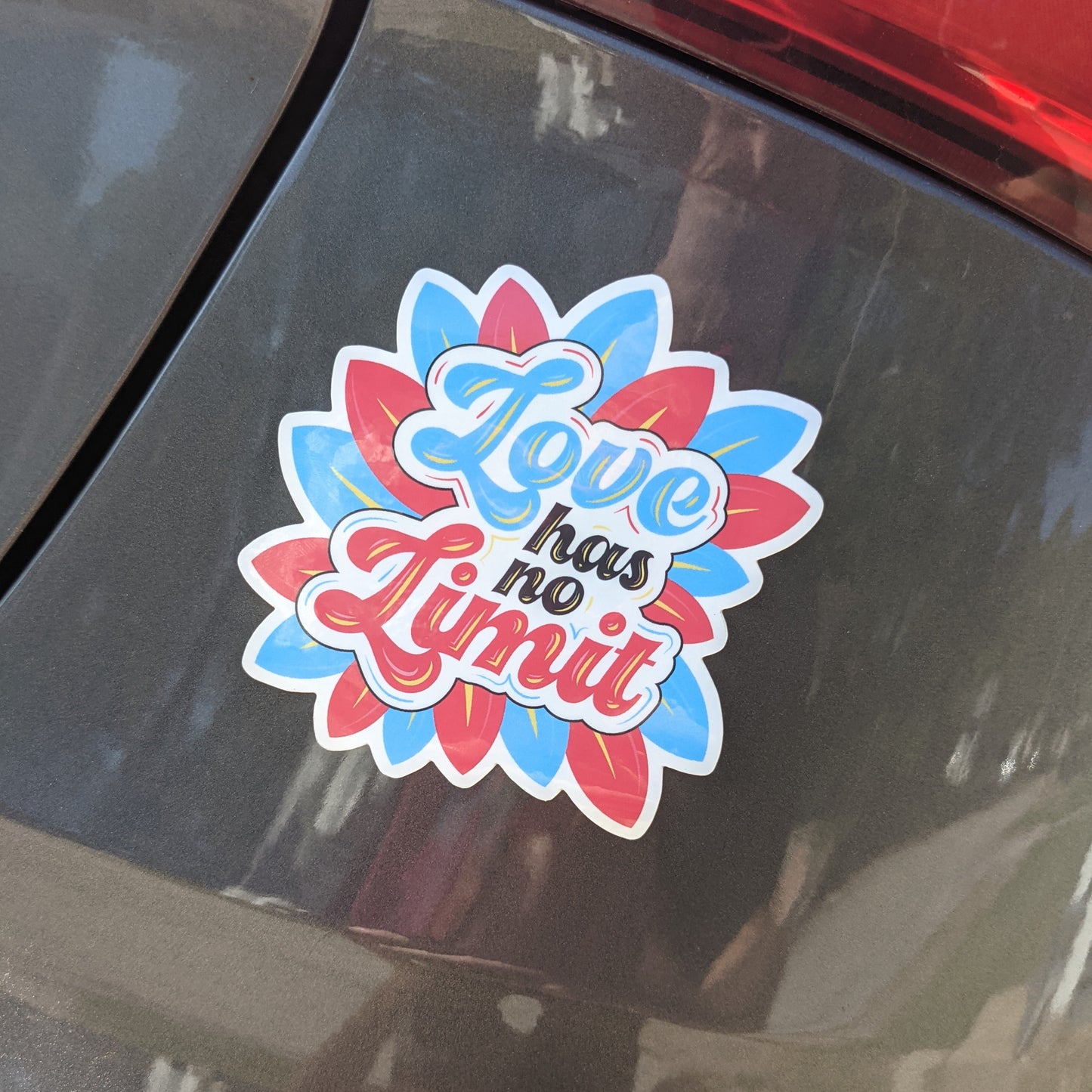 Love has no Limit Vinyl Polyamory Sticker (3.5"x3.5")